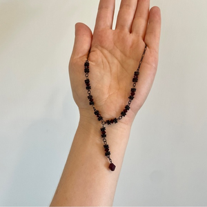 NEW LORI LORI Deep Red Crystal Lariat‎ Necklace